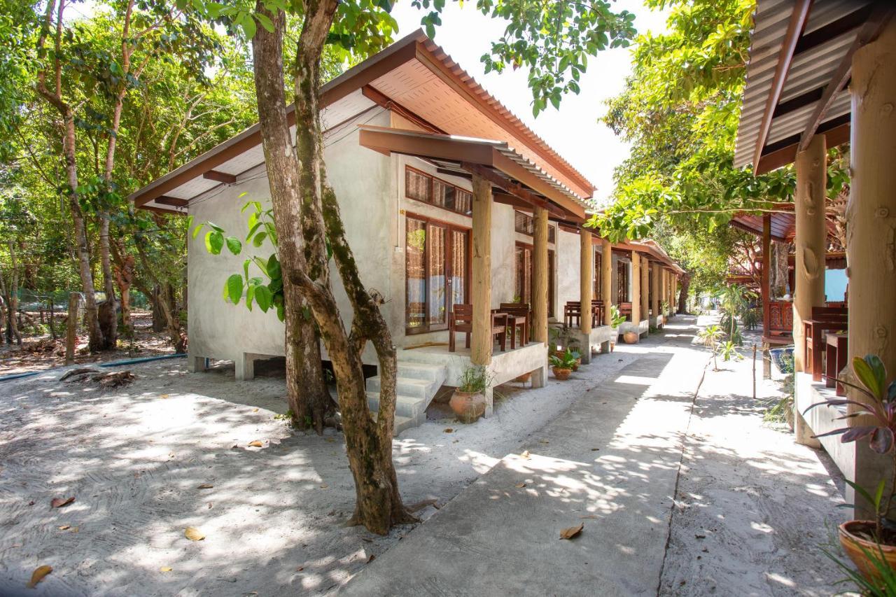 Frog Beach House Koh Phayam Dış mekan fotoğraf